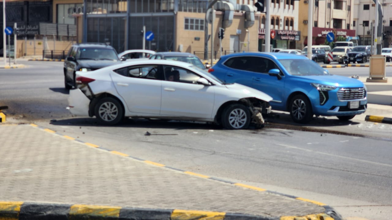 شراء سيارات المصدومة